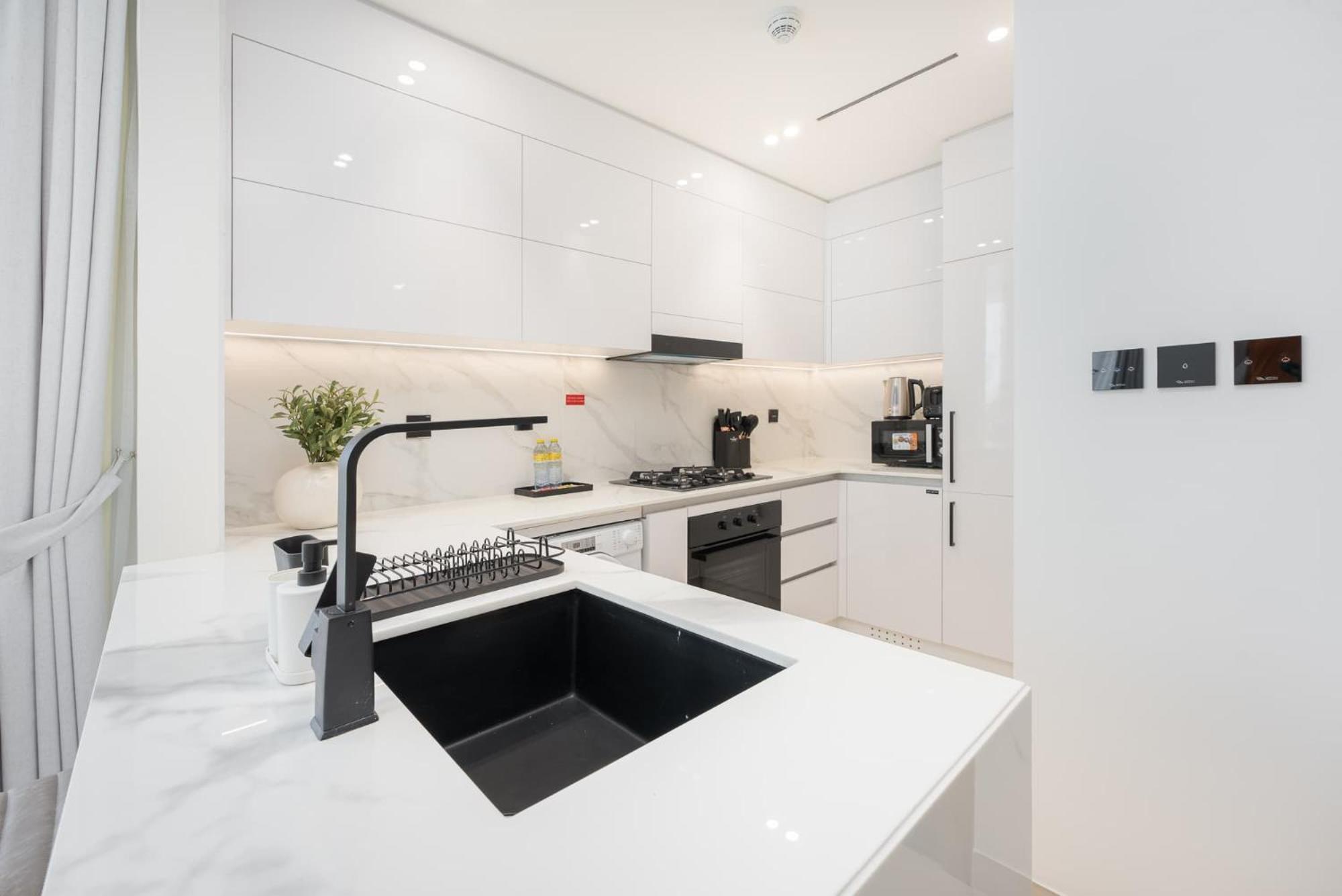 Stylish 1br In Binghatti Venus Jvc - Sleeps 4