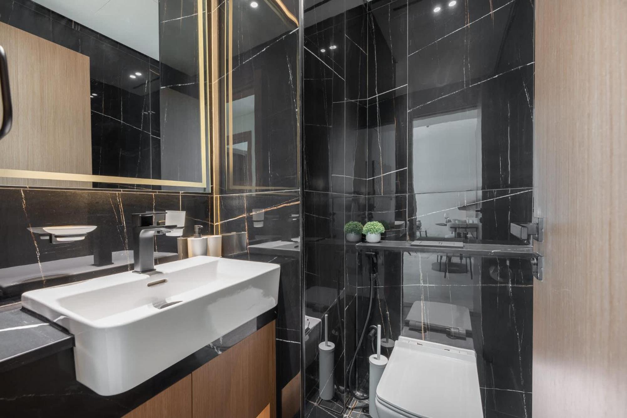 Stylish 1br In Binghatti Venus Jvc - Sleeps 4 *